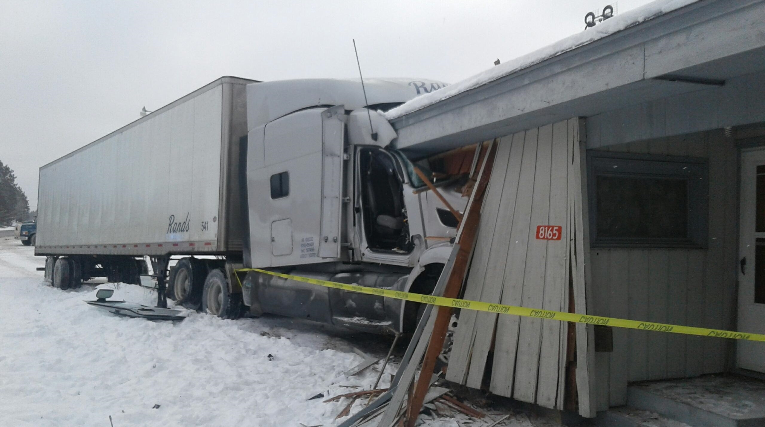 Semi Crashes Into Home In NW Wisconsin | Kare11.com